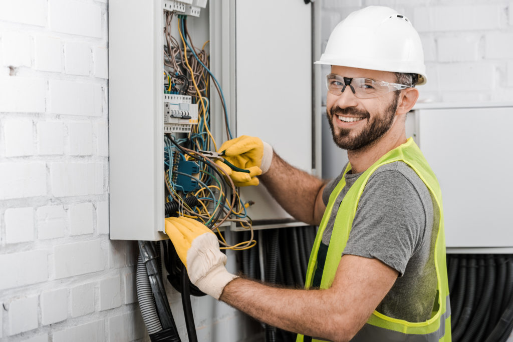 What is Level 1 qualification for an electrician