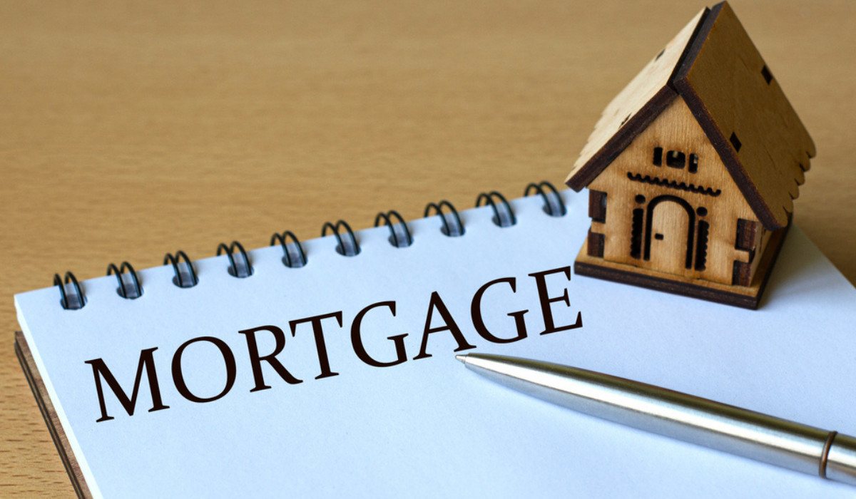 Are Mortgages More Expensive Through a Broker?